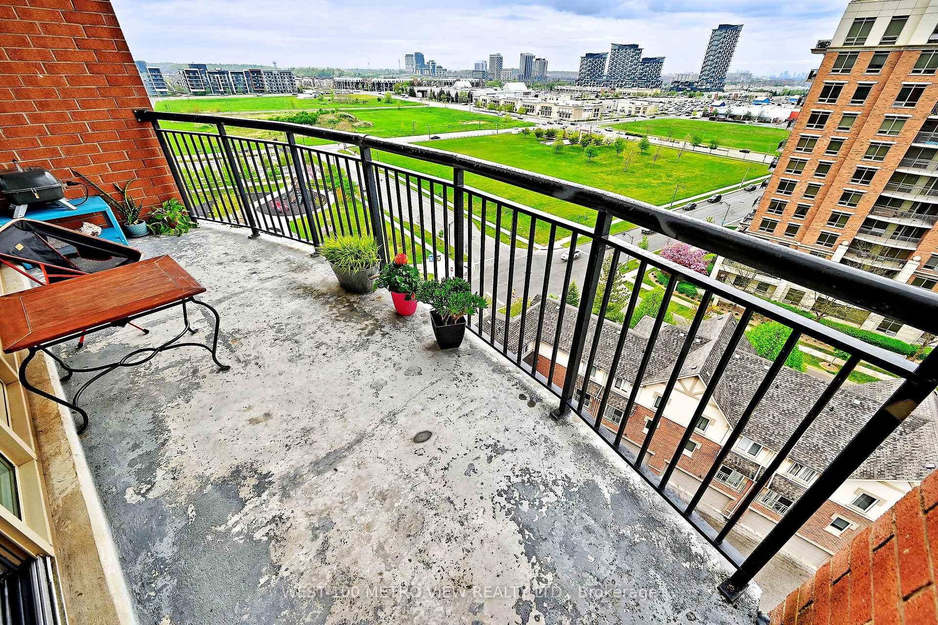 2 Bedrooms Condo at 2365 CENTRAL PARK, Oakville For sale