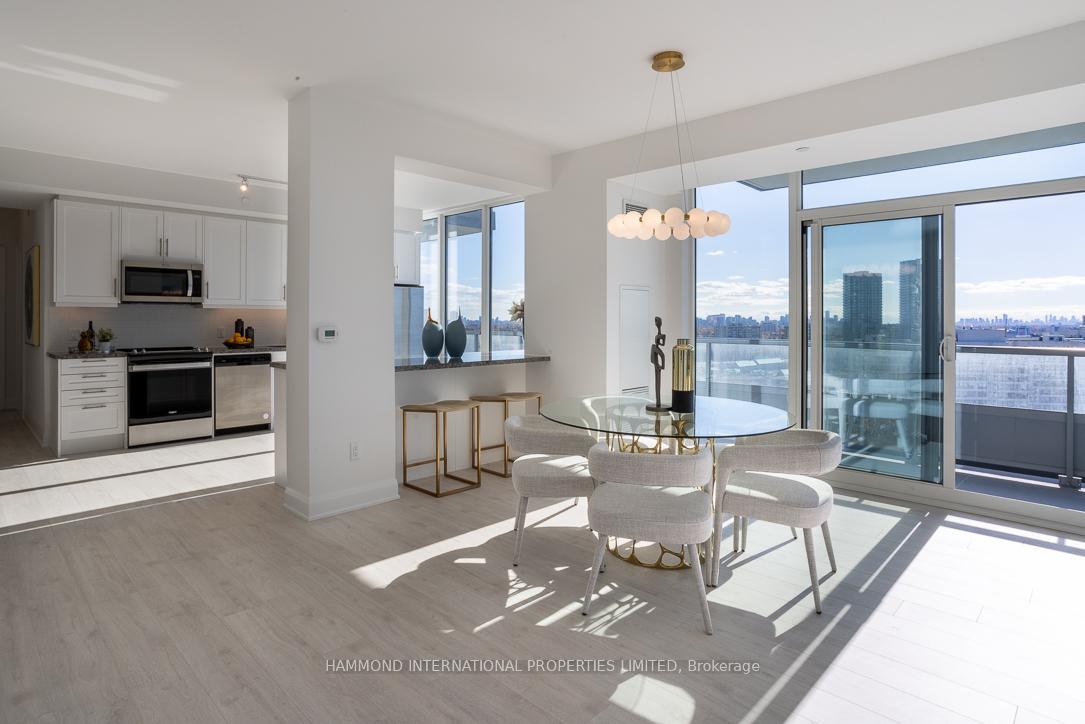 4 Bedrooms Condo at 20 Gatineau,  Vaughan For sale