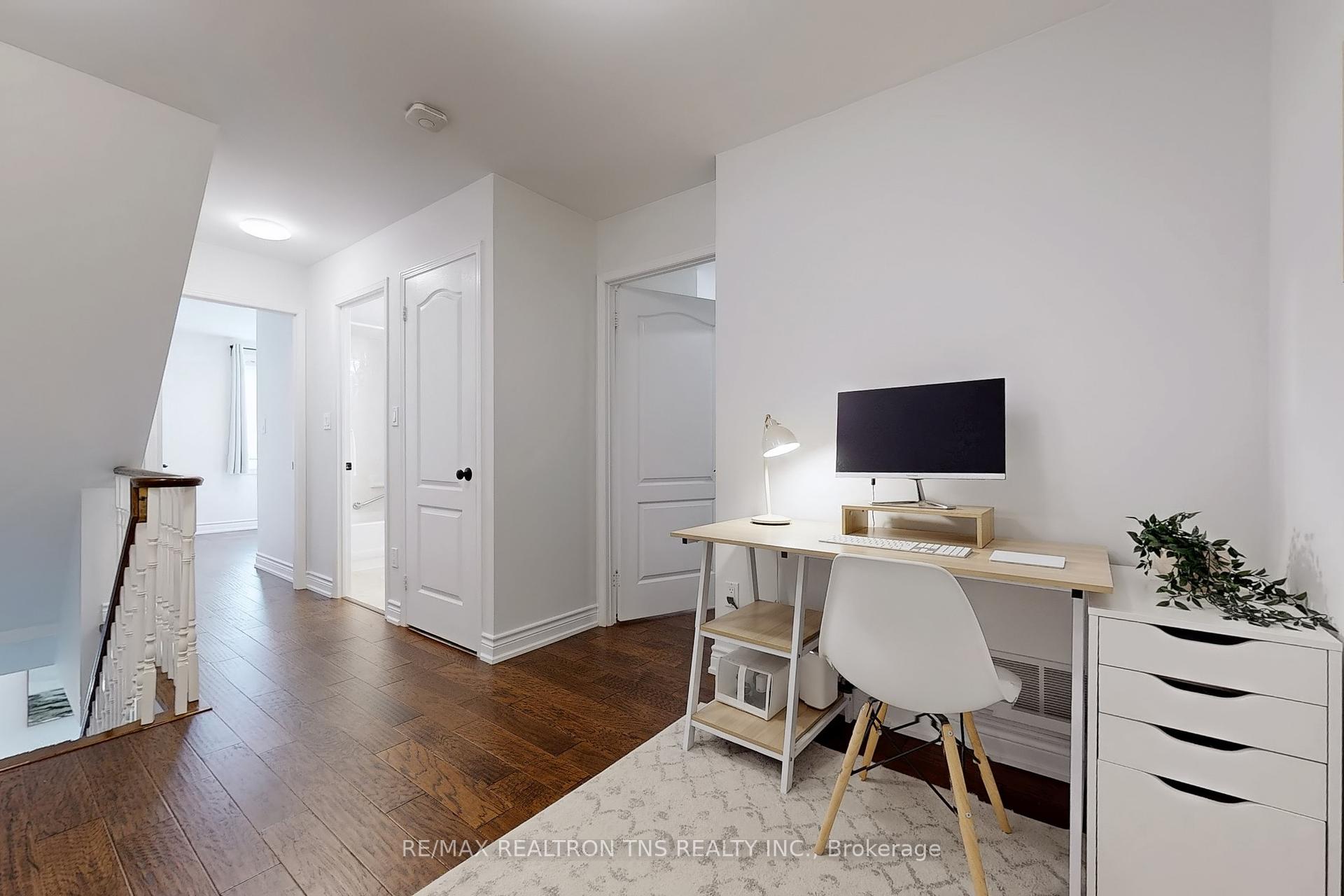 3 Bedrooms Condo at 108 Finch, Toronto For sale