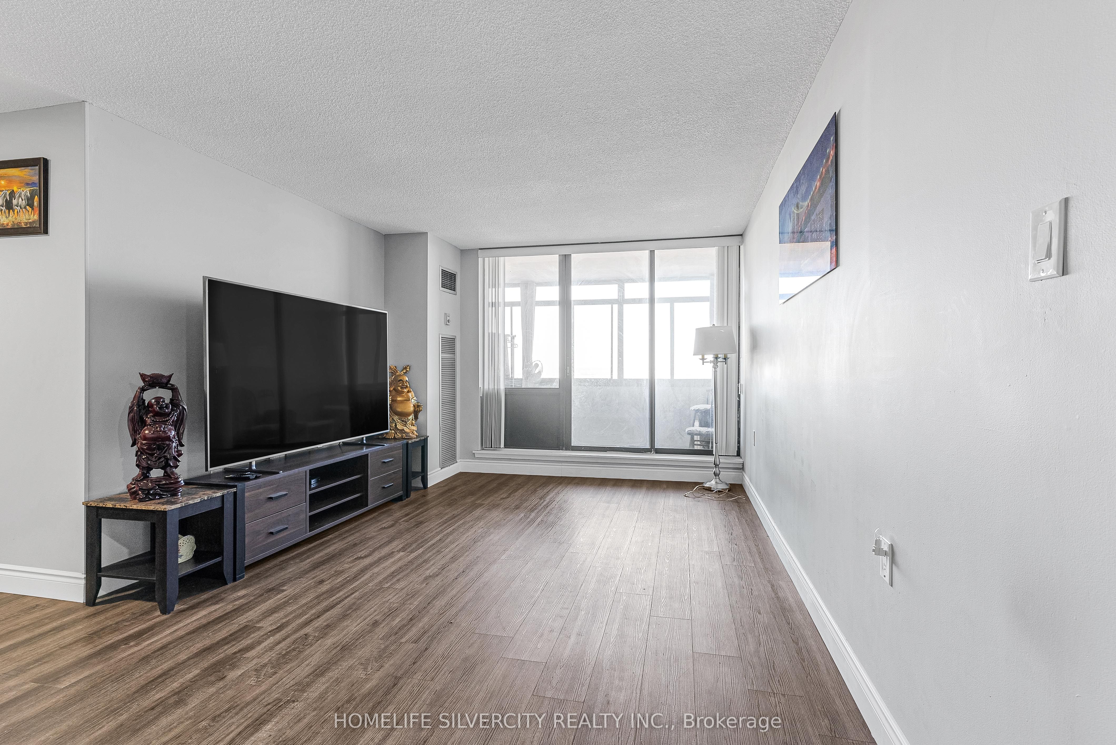 18 Knightsbridge Road, #2303