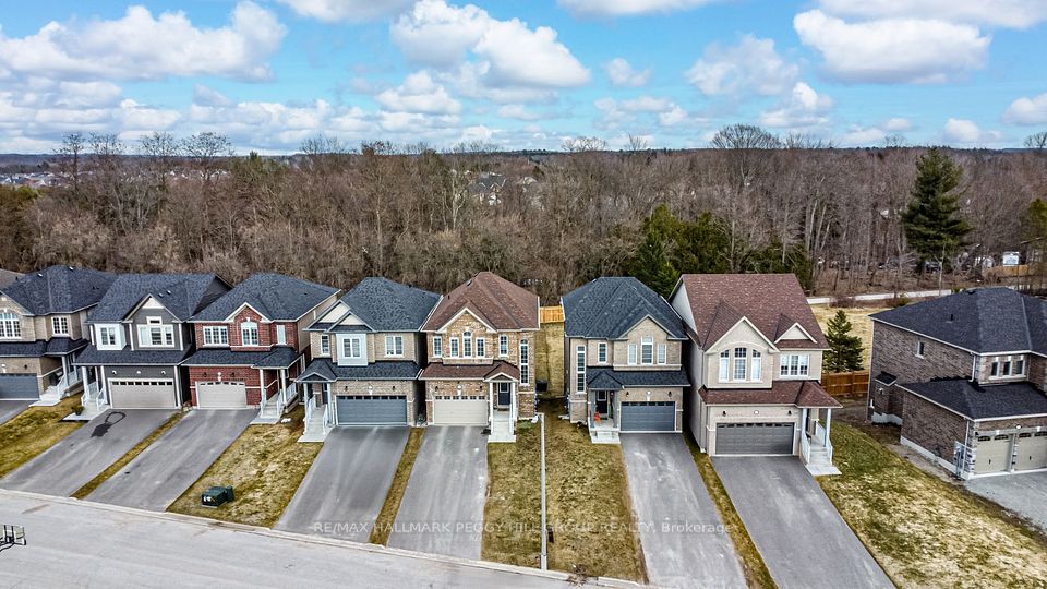 96 Wood Crescent, Essa, ON L3W 0M5