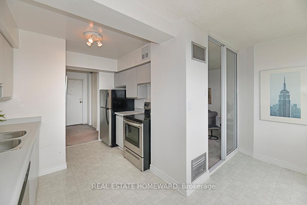 1 Bedroom Condo at 4 Park Vista, Toronto For sale