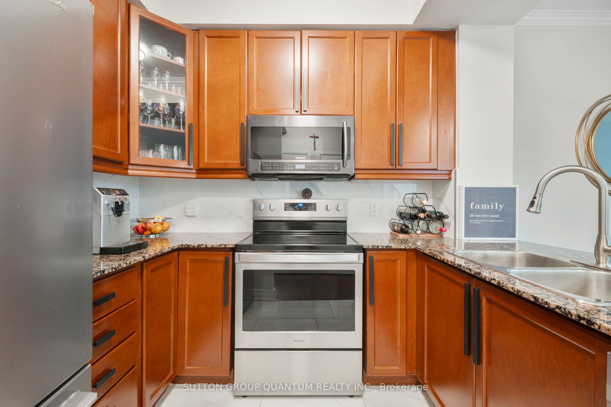 90 Absolute Avenue, #302
