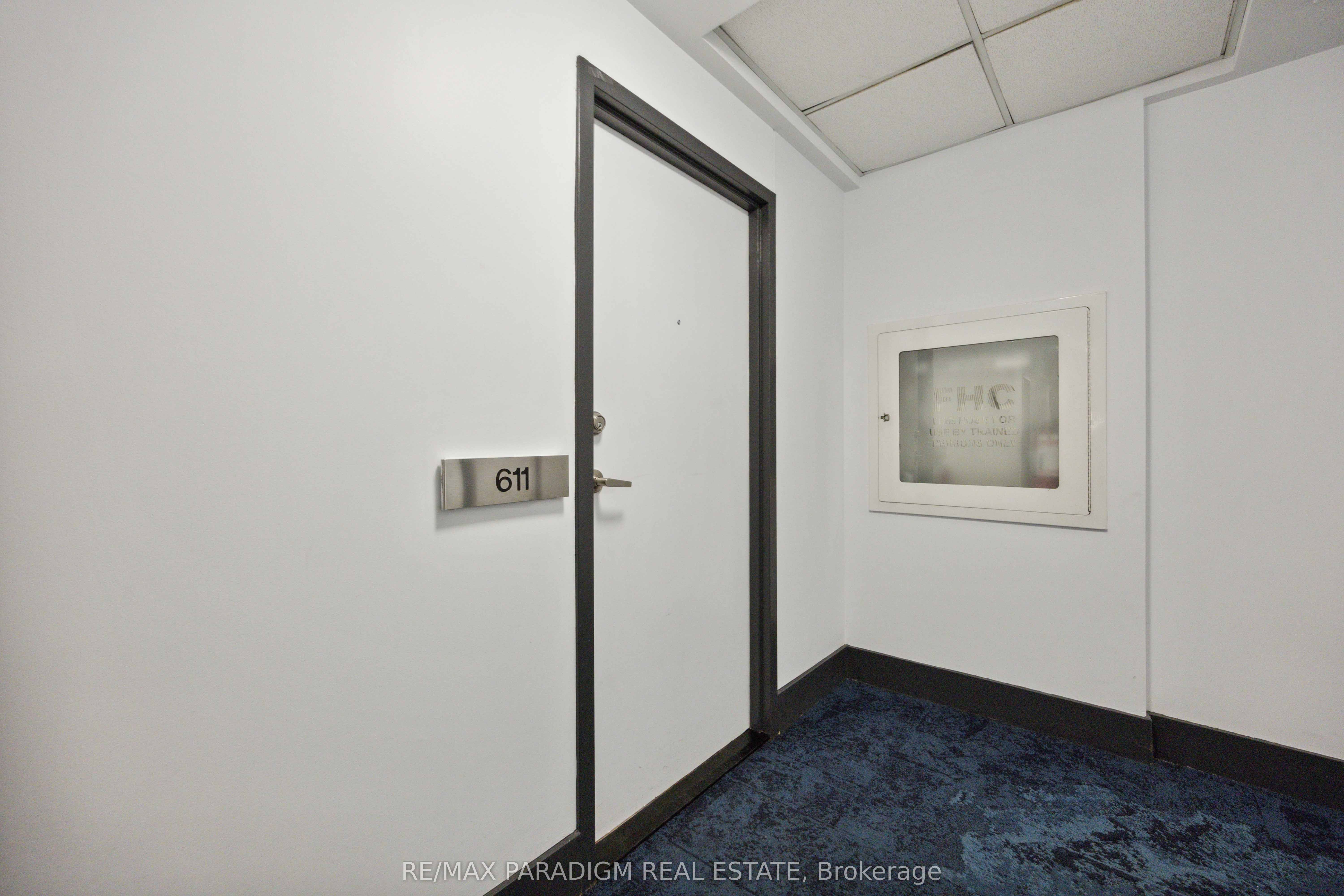 9 Spadina Avenue, #611