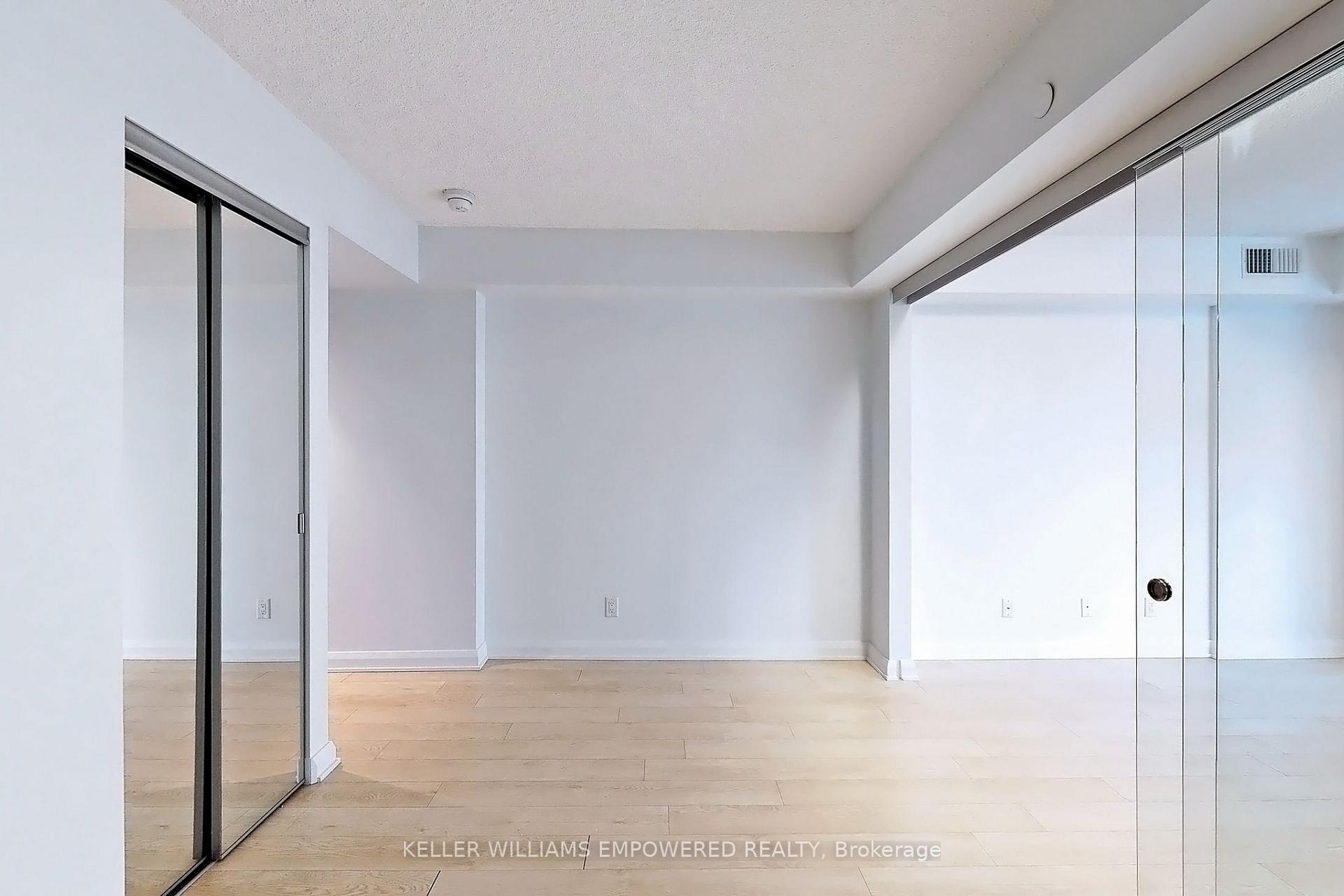 1 Bedroom Condo at 155 Yorkville,  Toronto For sale