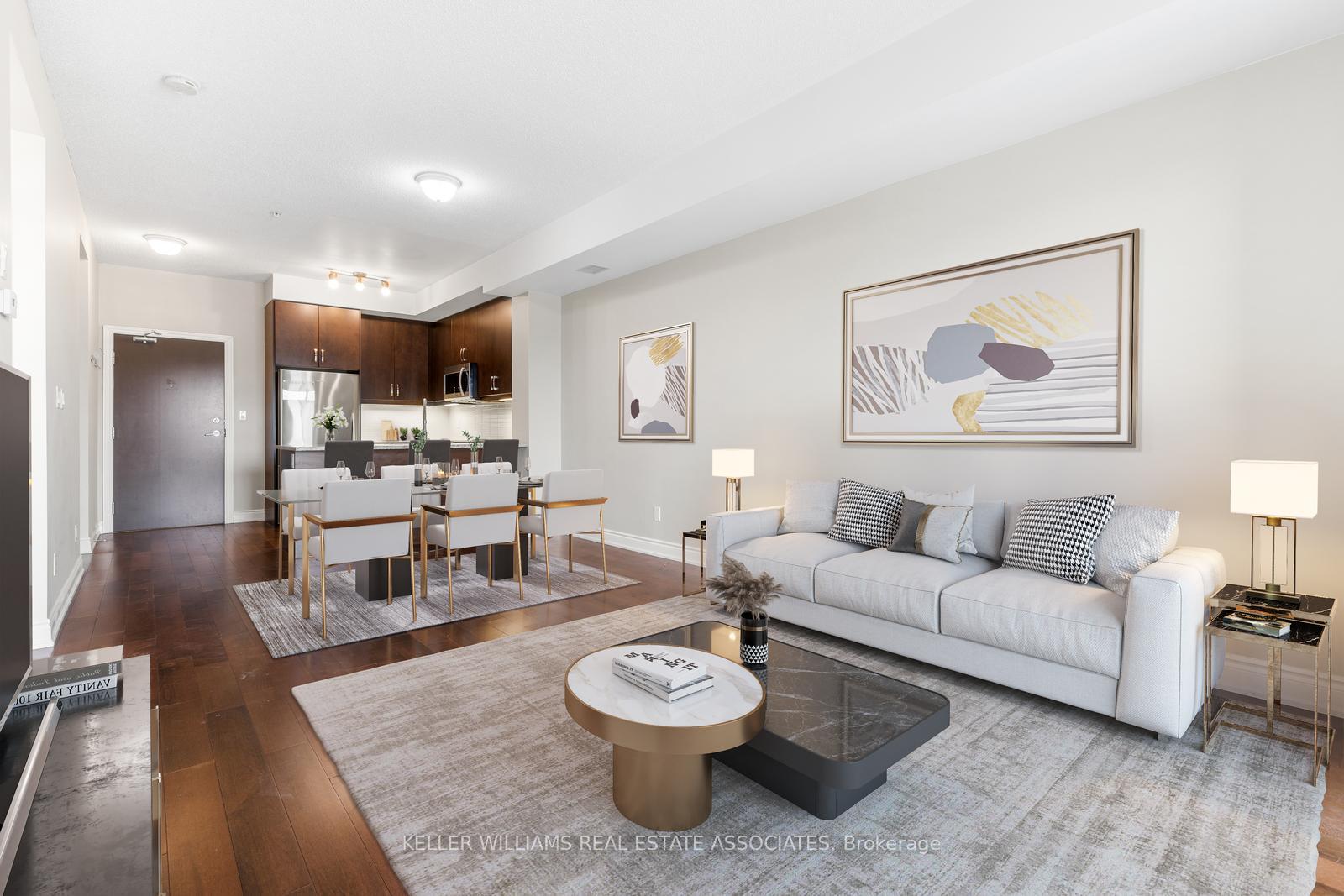 3 Bedrooms Condo at 3170 Erin Mills, Mississauga For sale