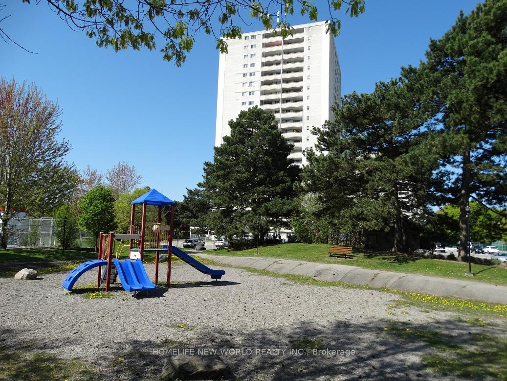 2 Bedrooms Condo at 1350 York Mills, Toronto For sale