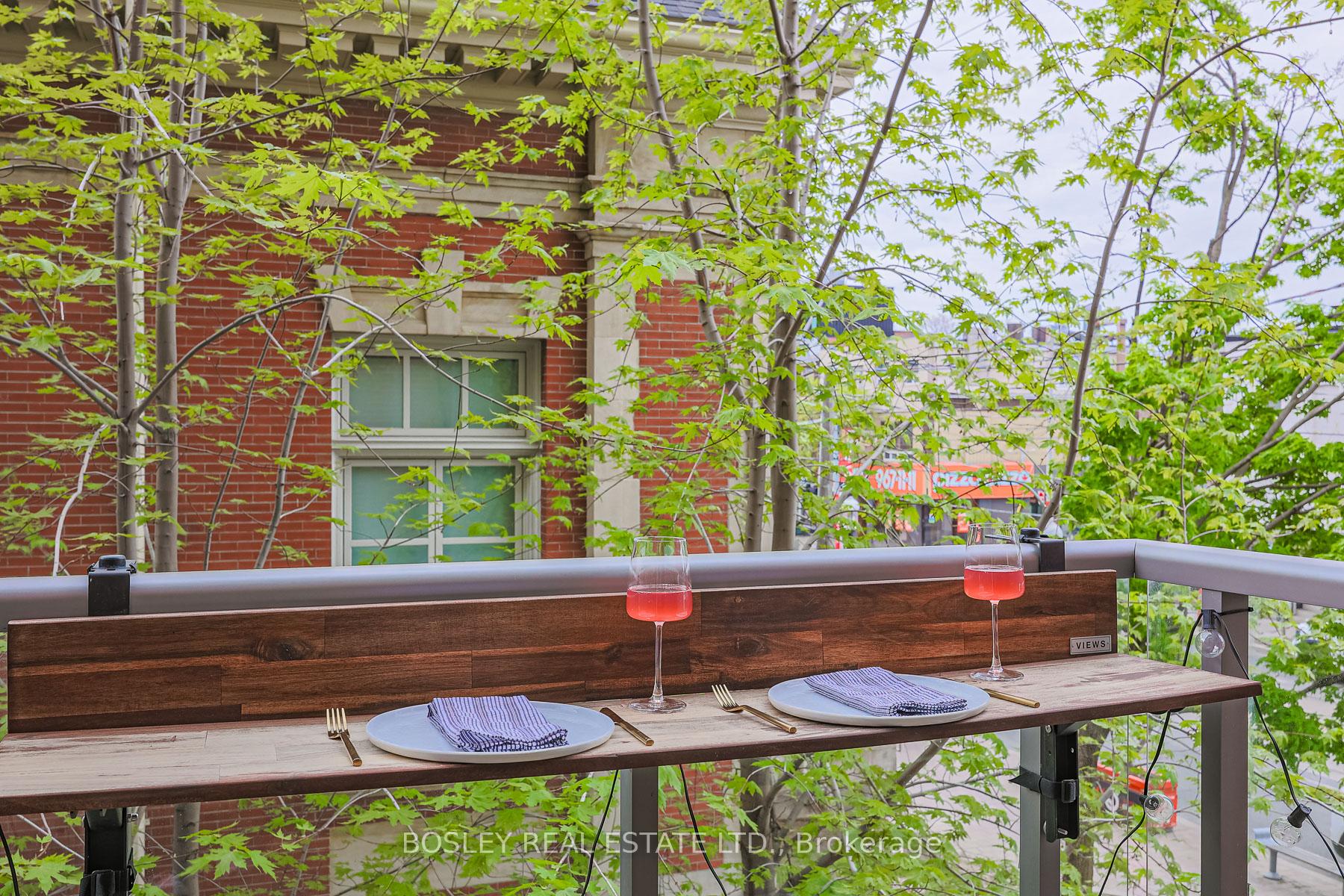 2 Bedrooms Condo at 106 Dovercourt, Toronto For sale