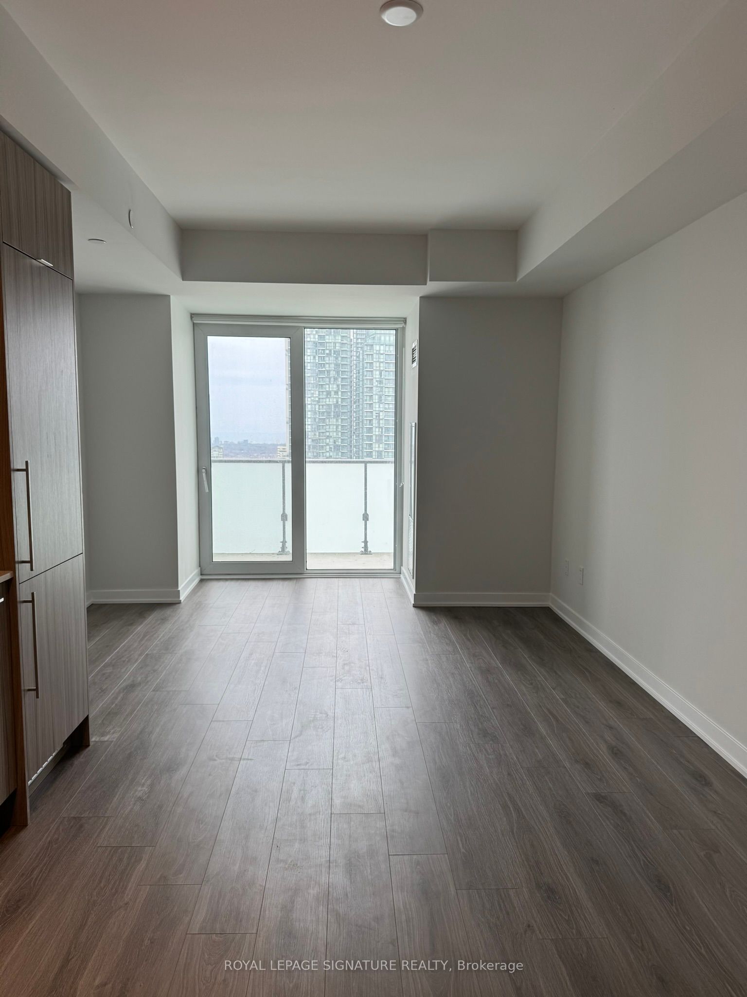 430 Square One Drive, #2805