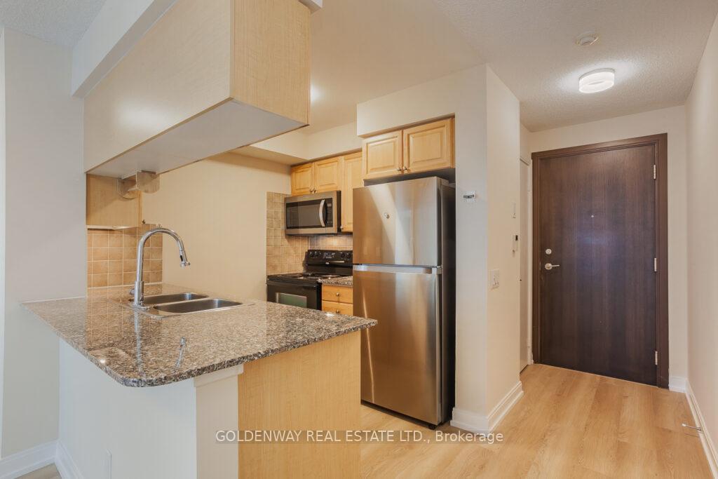 1 Bedroom Condo at 25 Viking, Toronto For sale