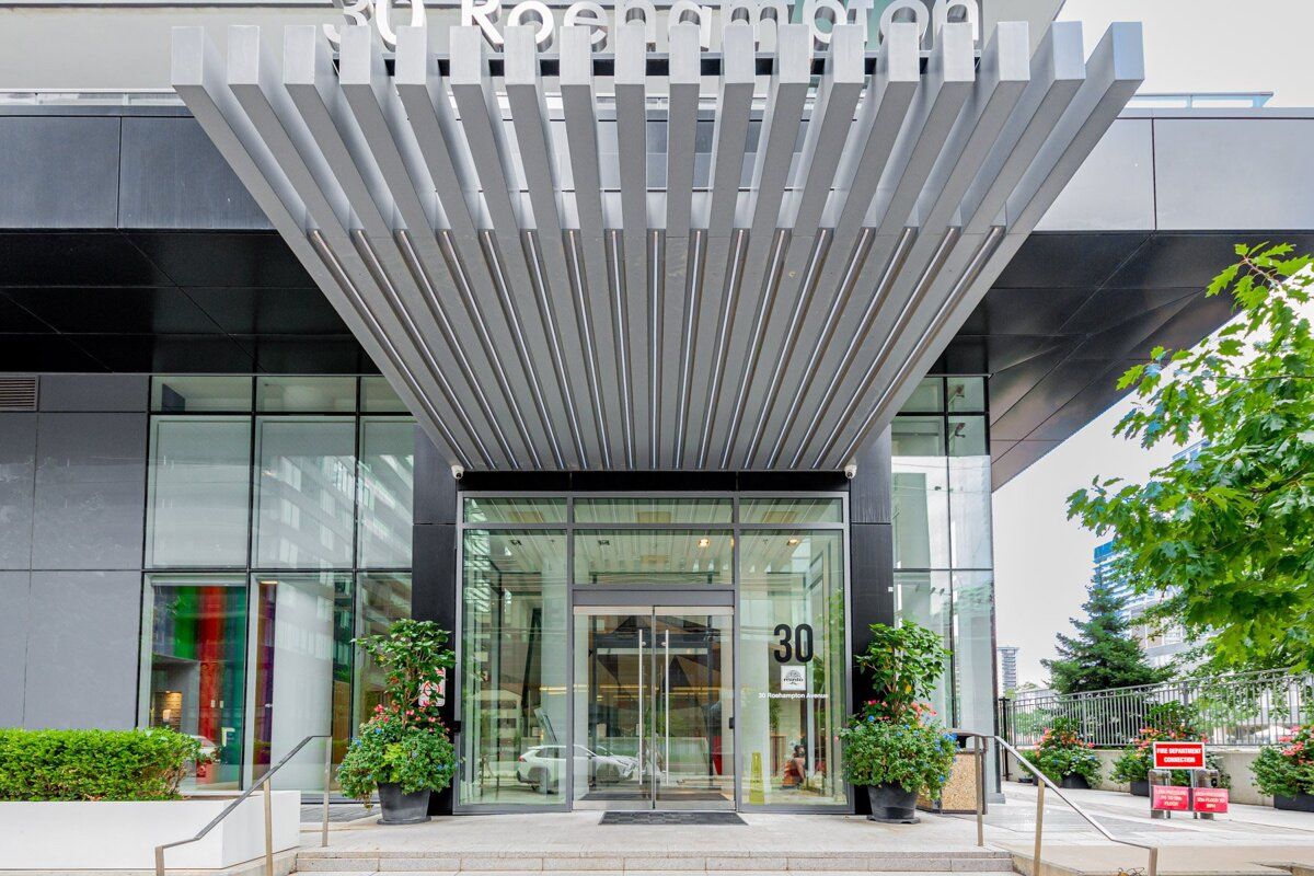 30 Roehampton Avenue 413