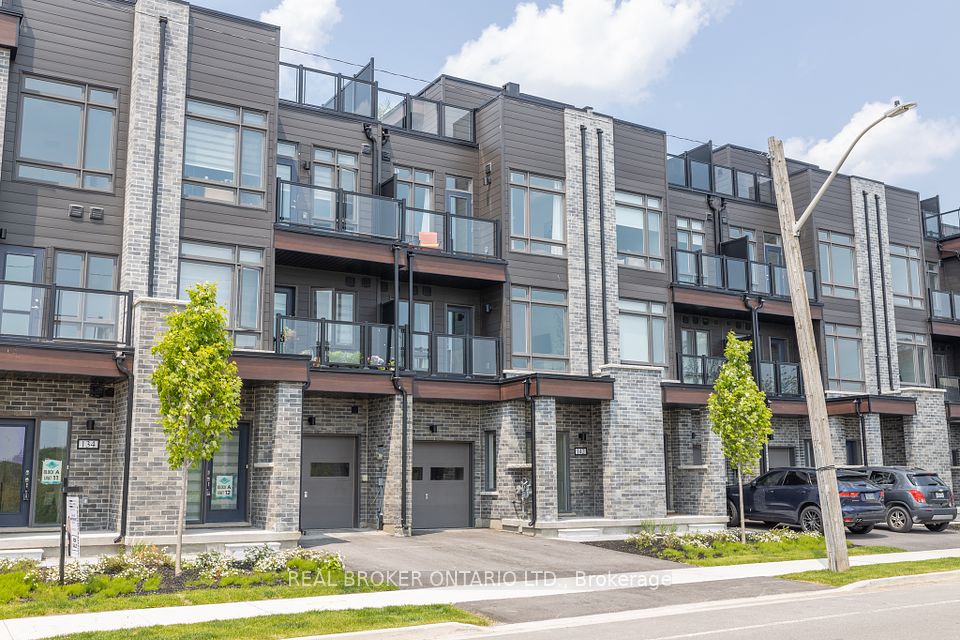 142 Elgin