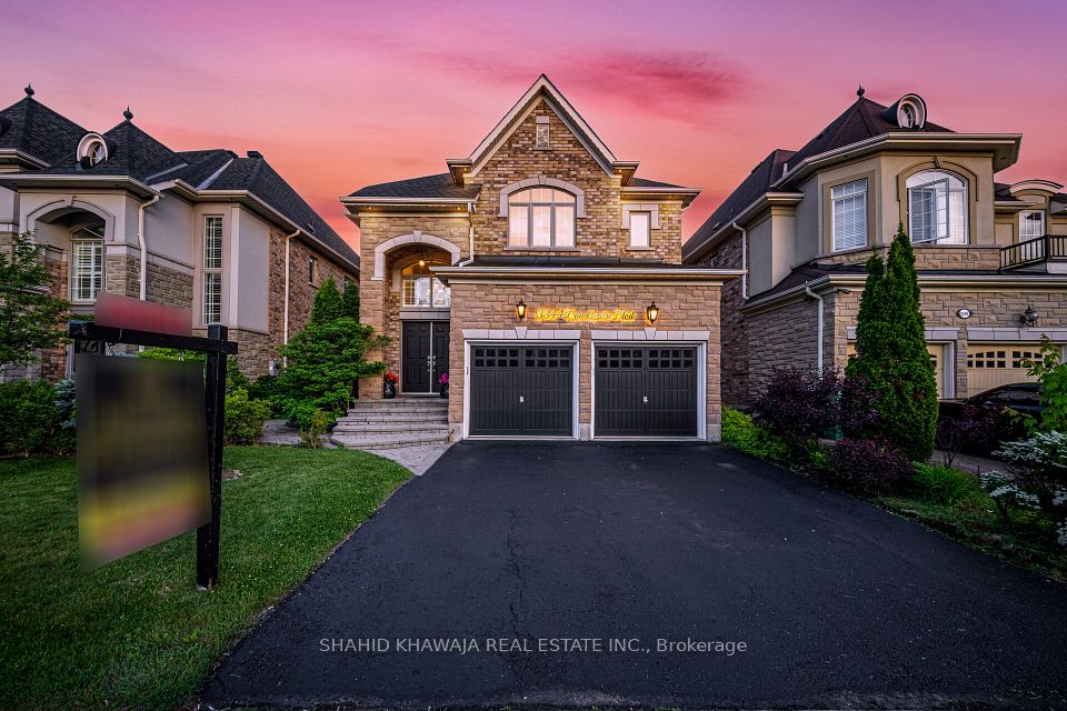 3344 Erin Centre