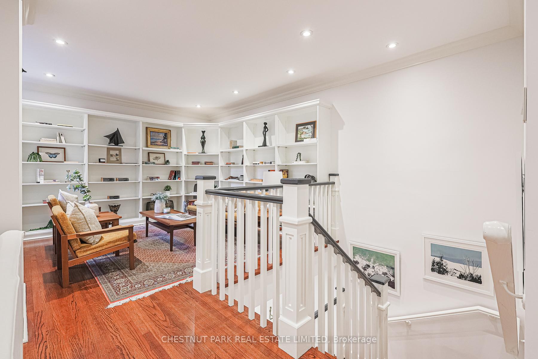 4 Bedrooms Condo at 480 Oriole, Toronto For sale