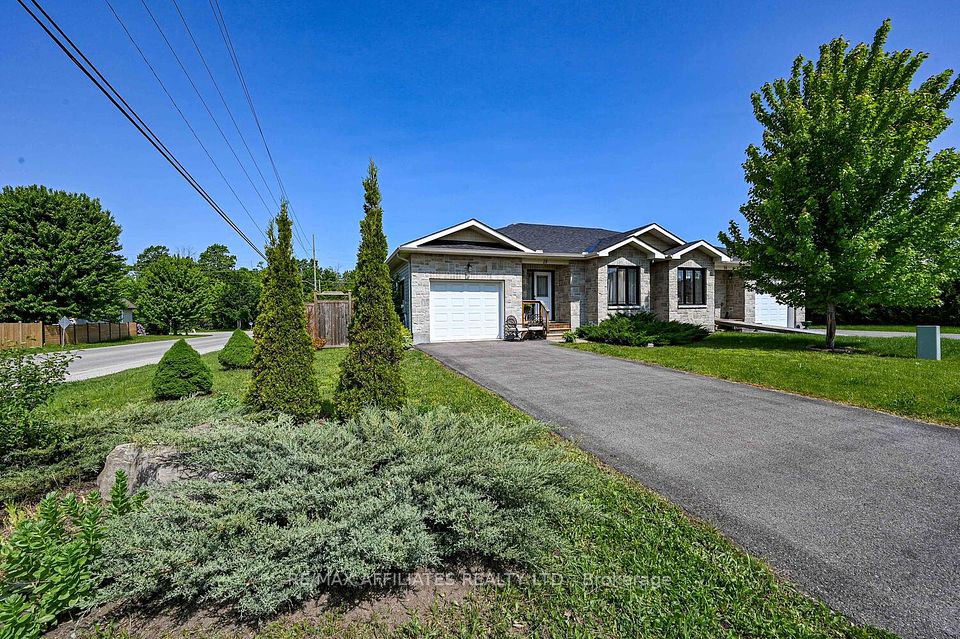 28 Lee Avenue, Smiths Falls, ON K7A 0A2