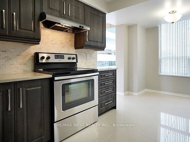 100 Upper Madison Avenue, #1903