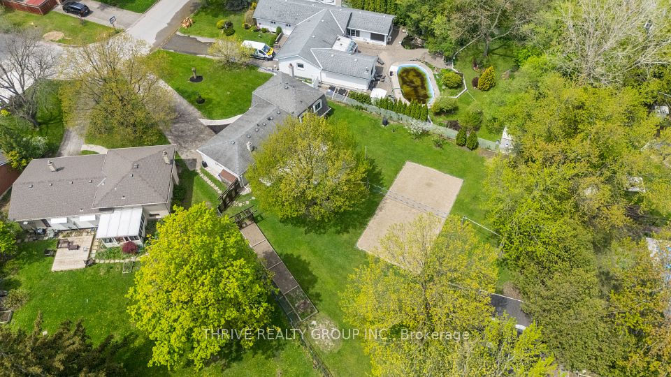 808 WESTBURY