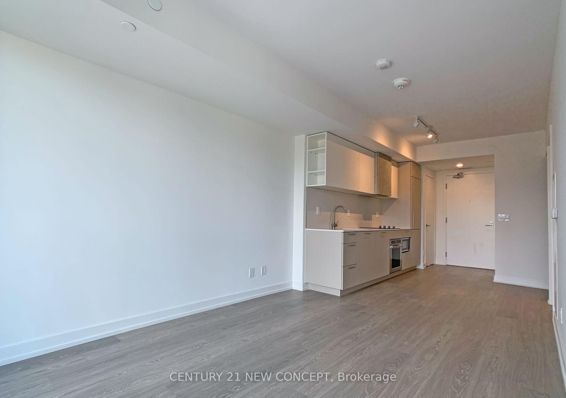2 Bedrooms Condo at 19 Western Battery, Toronto For sale