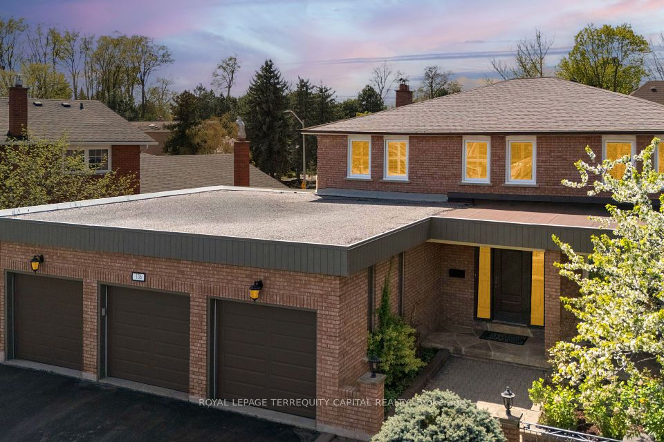 136 Villa Park
