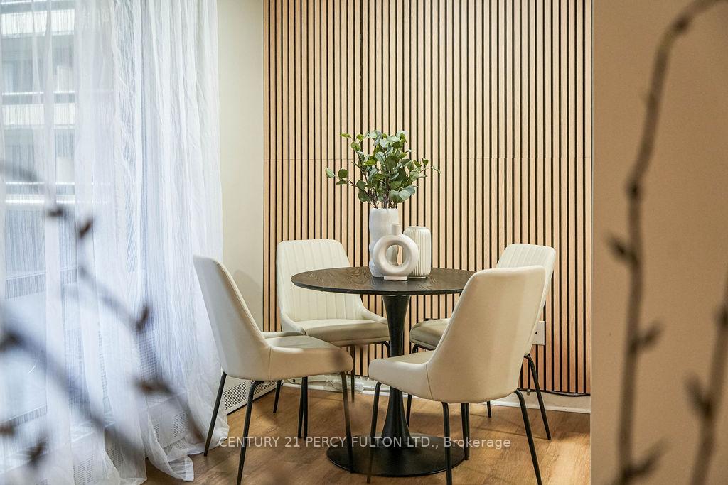 1 Bedroom Condo at 921 Midland, Toronto For sale