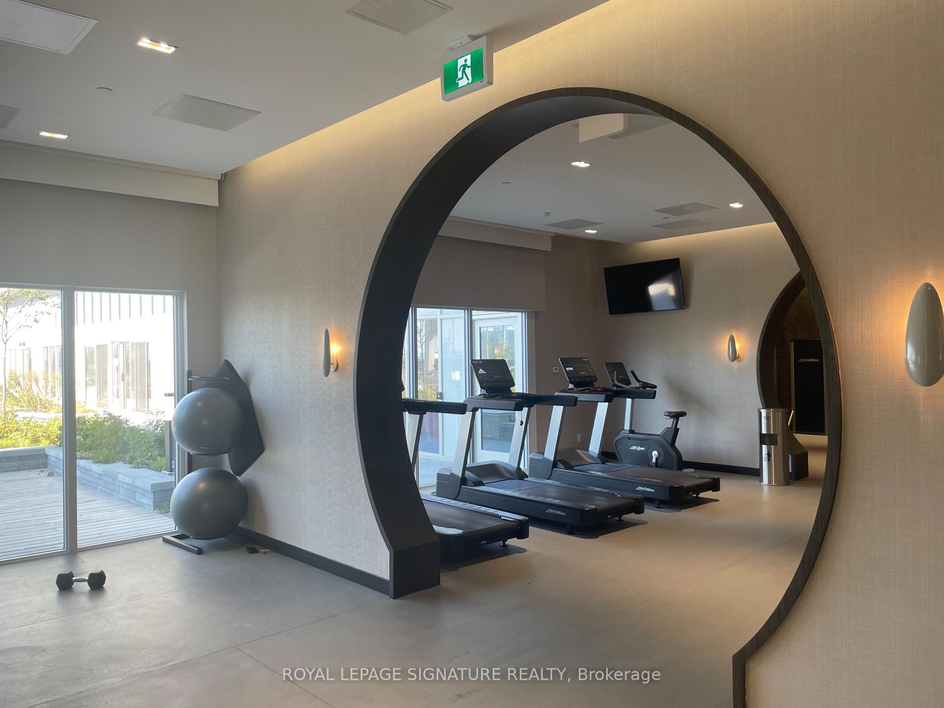 3 Bedrooms Condo at 2033 Kennedy, Toronto For sale