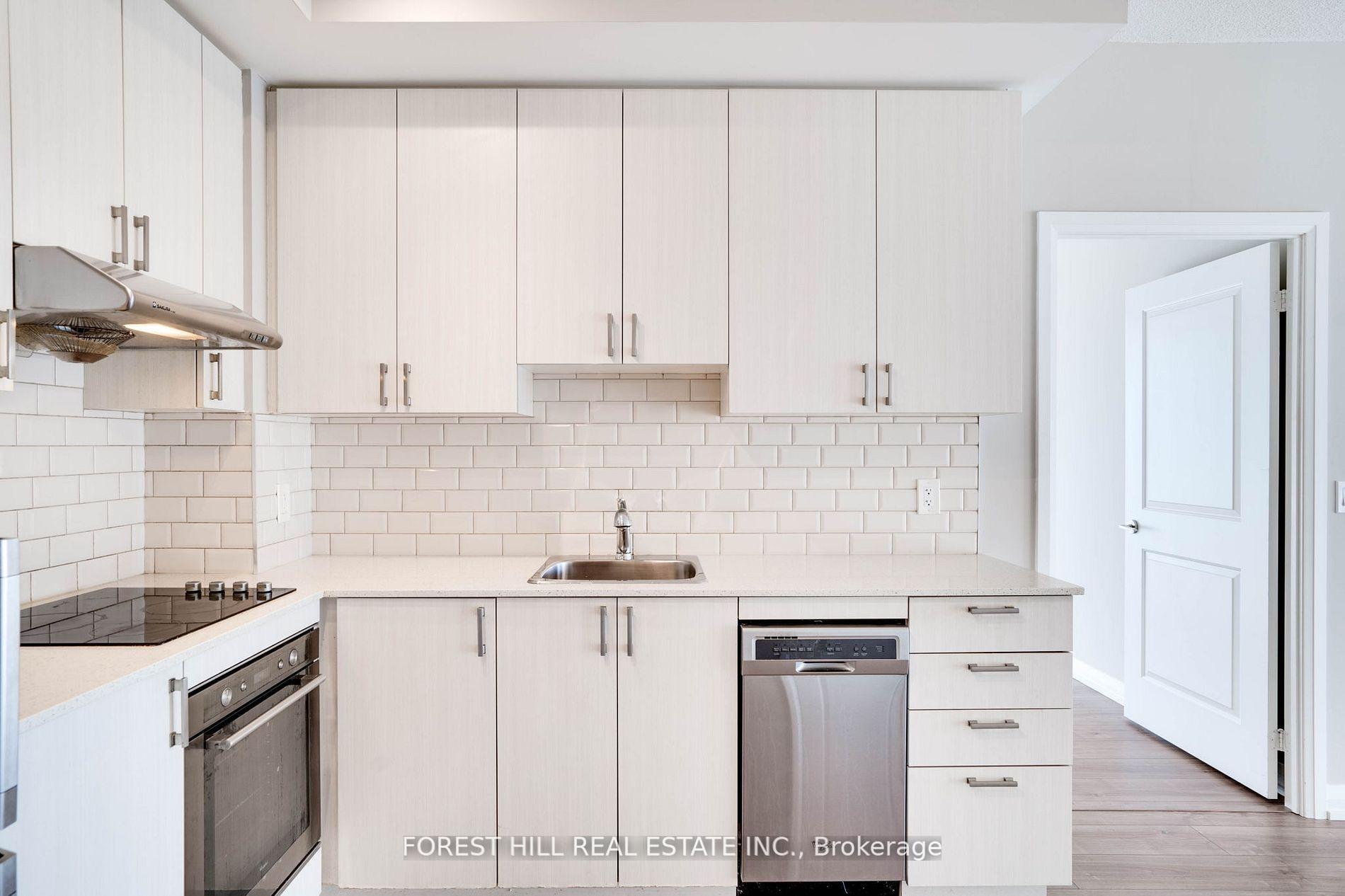 2 Bedrooms Condo at 50 Ann O’Reilly, Toronto For sale