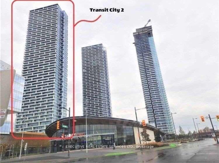 3 Bedrooms Condo at 5 Buttermill, Vaughan For sale