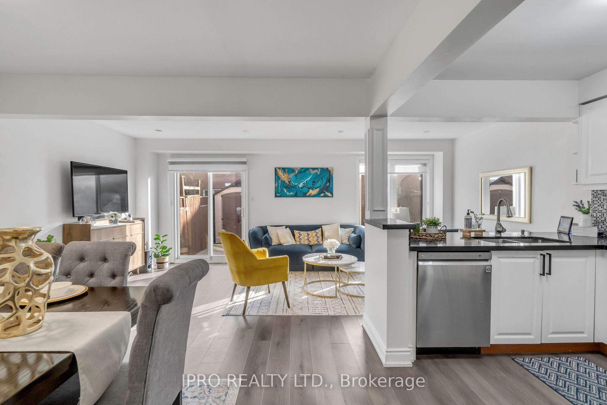 147 Waters Boulevard