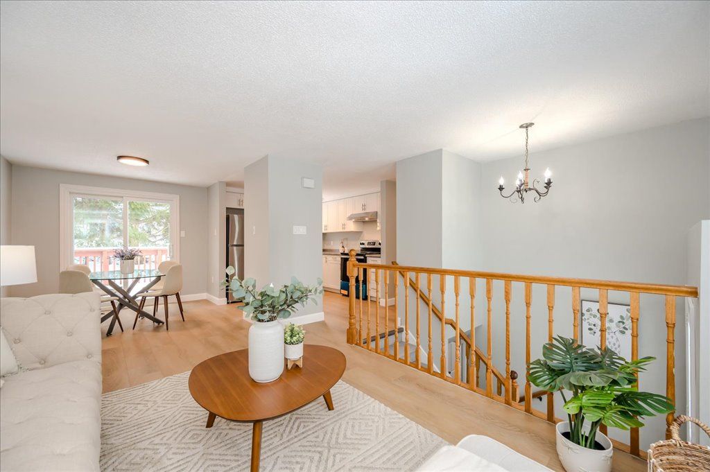 130 Freshmeadow Way
