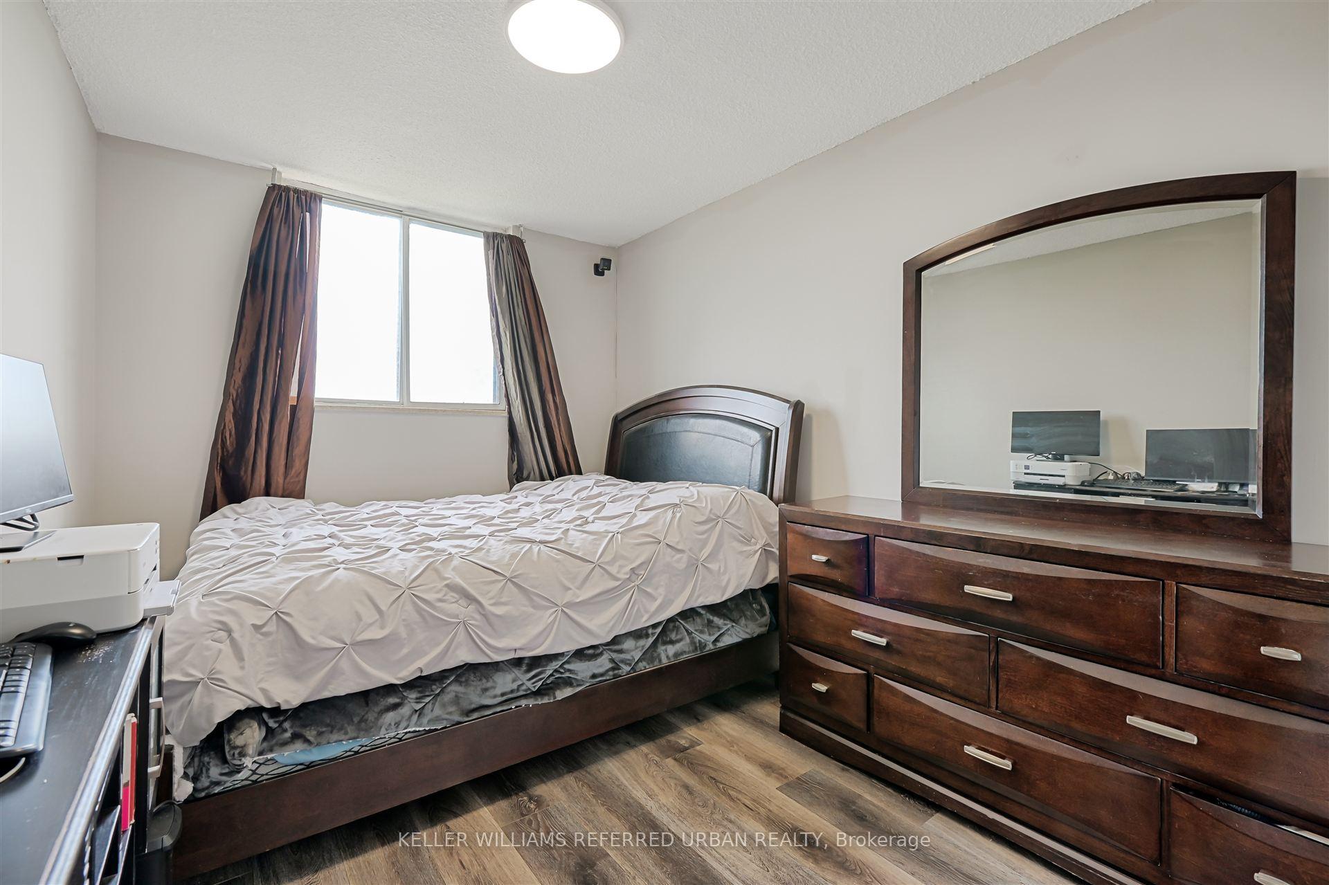 2 Bedrooms Condo at 940 Caledonia, Toronto For sale