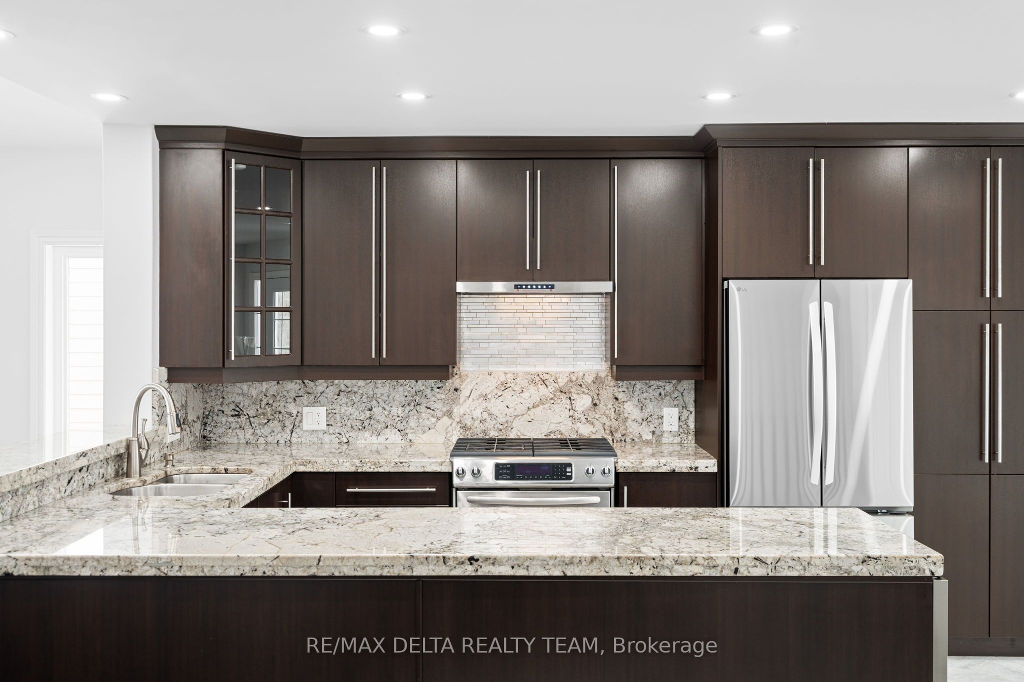 941 Scala Avenue, Orleans - Cumberland and Area 1119 - Notting Hill/Summerside