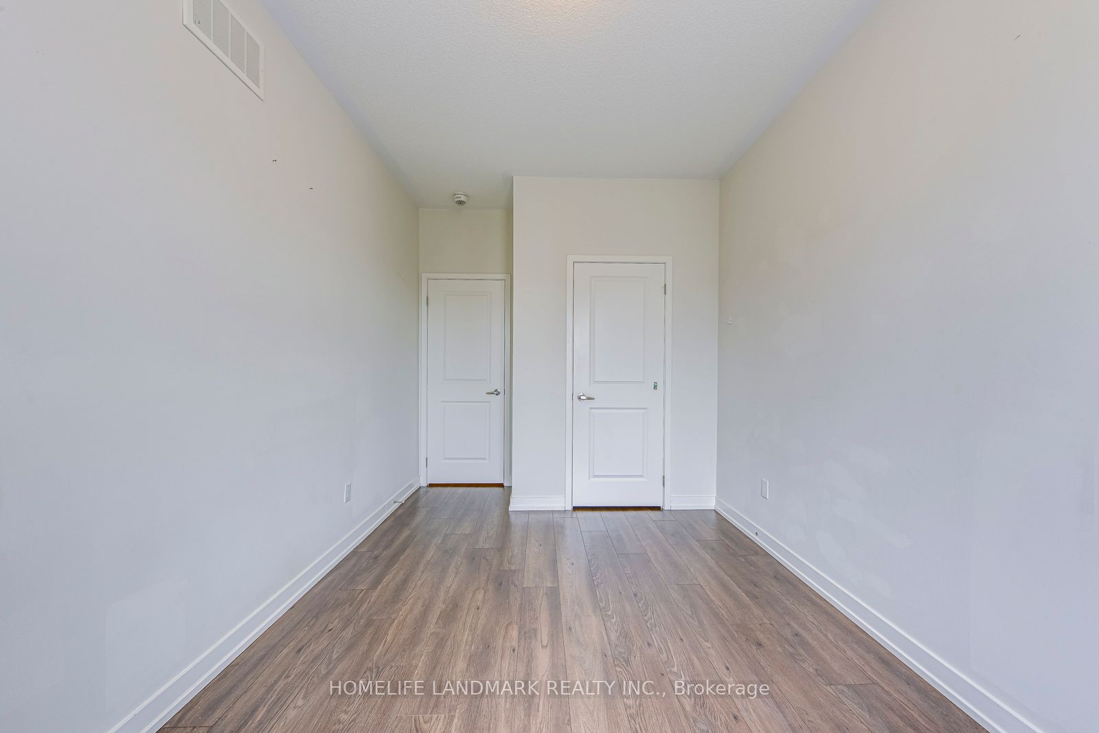 3098 Ernest Appelbe Boulevard