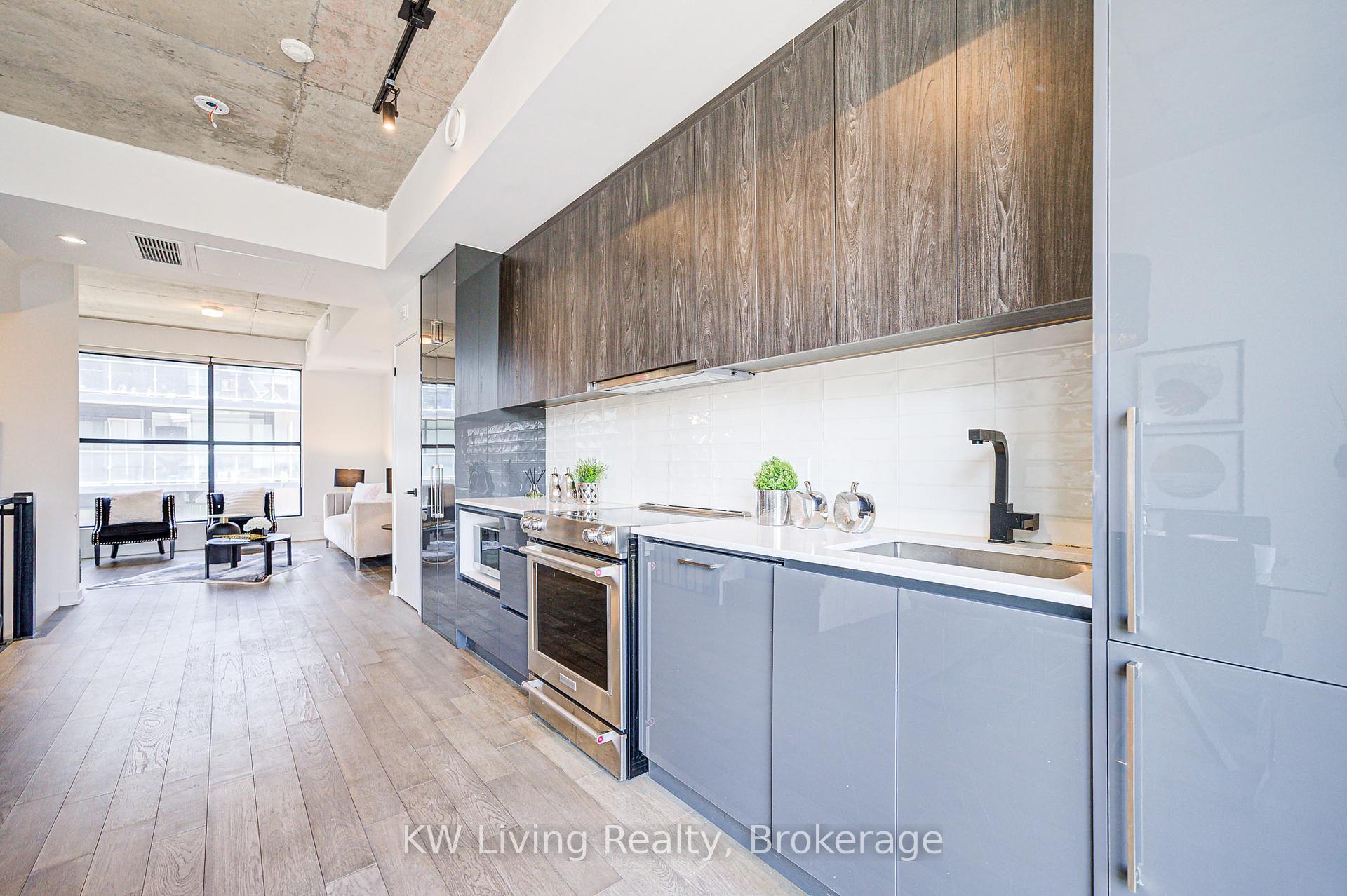 2 Bedrooms Condo at 12 Dervock, Toronto For sale