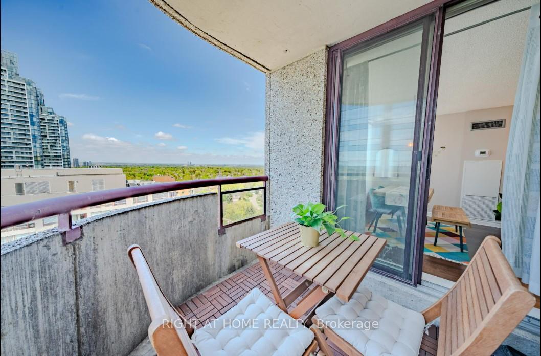 3 Bedrooms Condo at 5765 Yonge, Toronto For sale