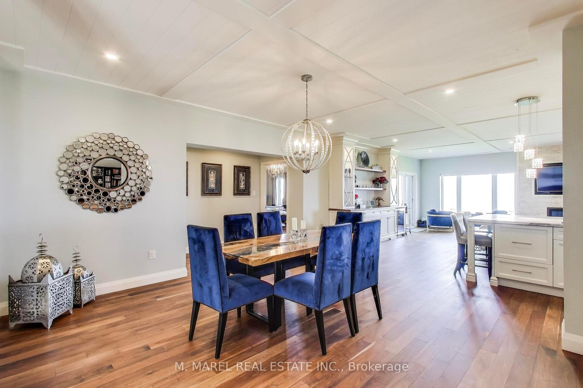 4 Bedrooms Condo at 484 Millen, Hamilton For sale