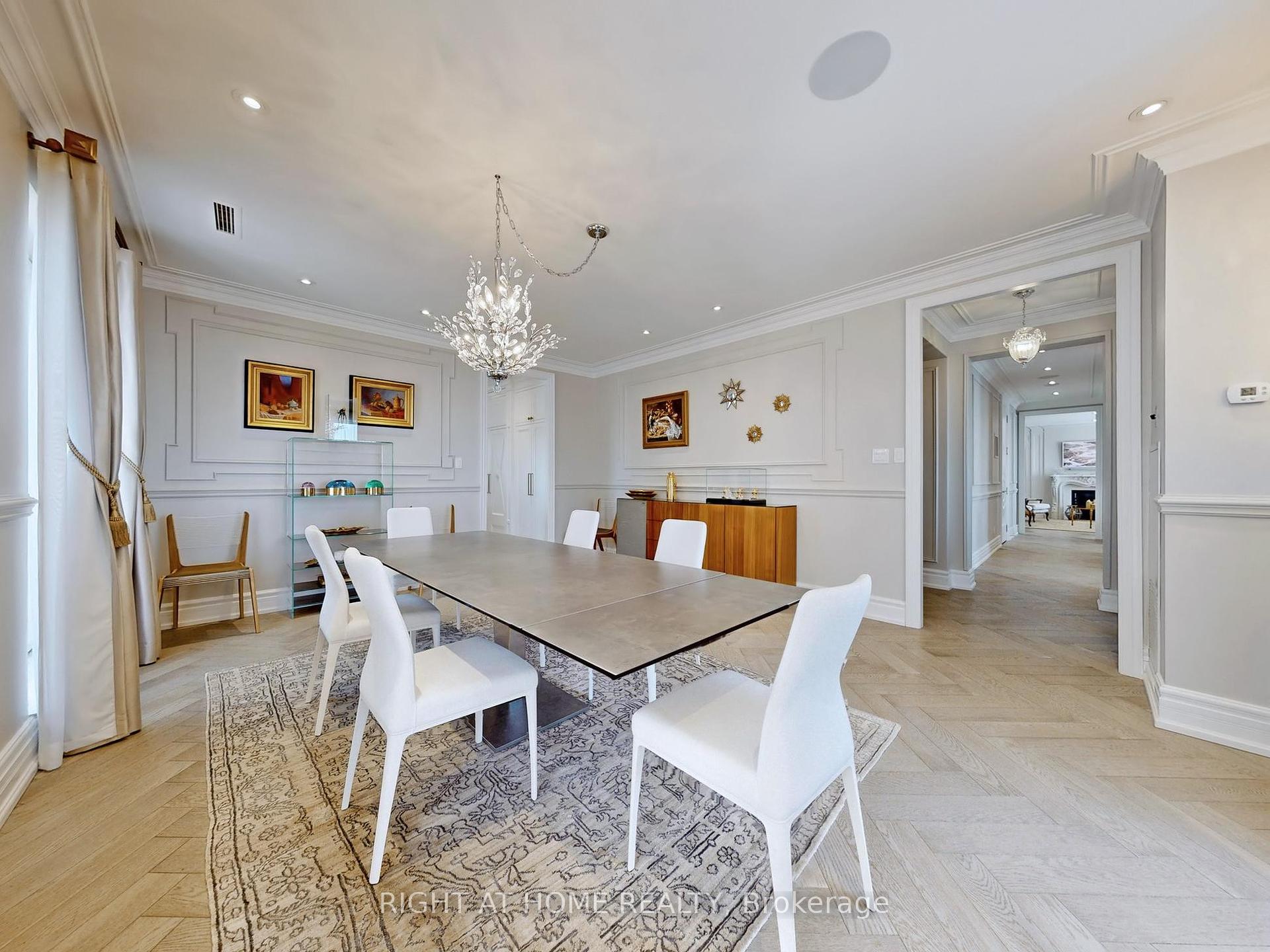 2 Bedrooms Condo at 2287 Lake Shore, Toronto For sale