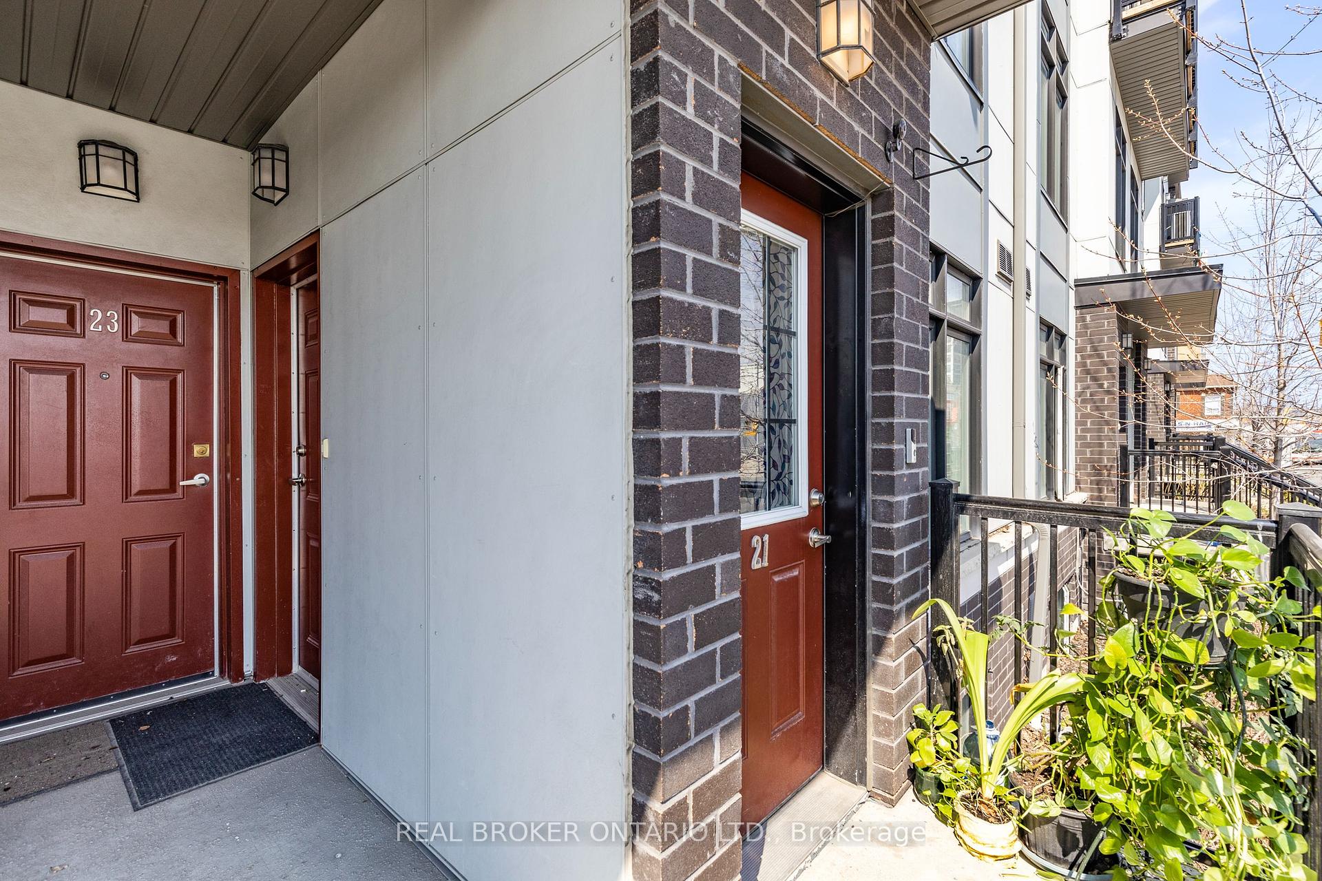 2 Bedrooms Condo at 630 Rogers, Toronto For sale