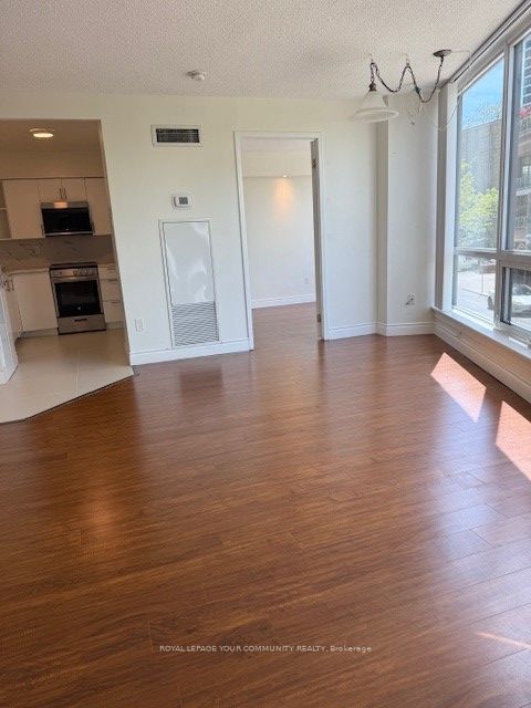 1055 Bay Street, #210