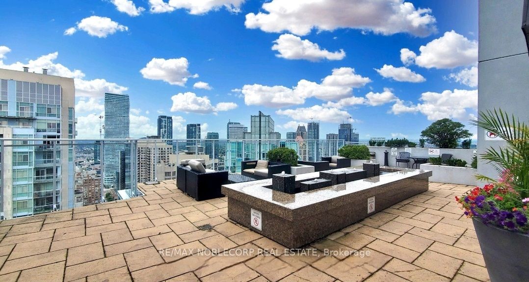 223 Webb Drive, #2101