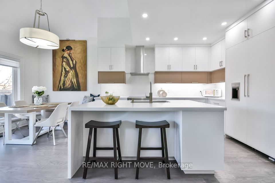 #28 - 10 INVERMARA Court, Orillia, ON L3V 0B7