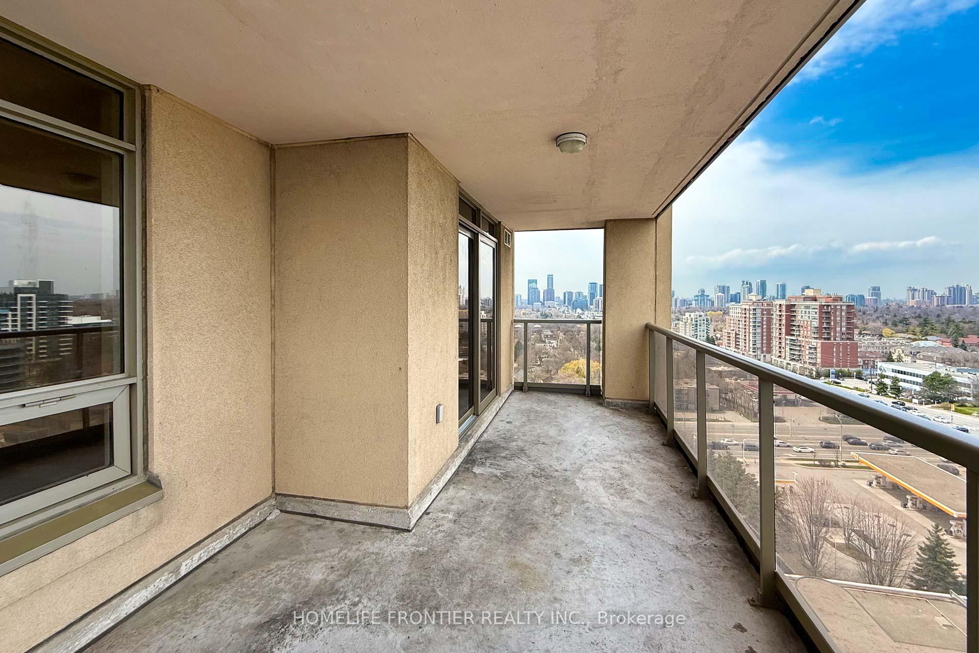 2 Bedrooms Condo at 18 Kenaston, Toronto For sale