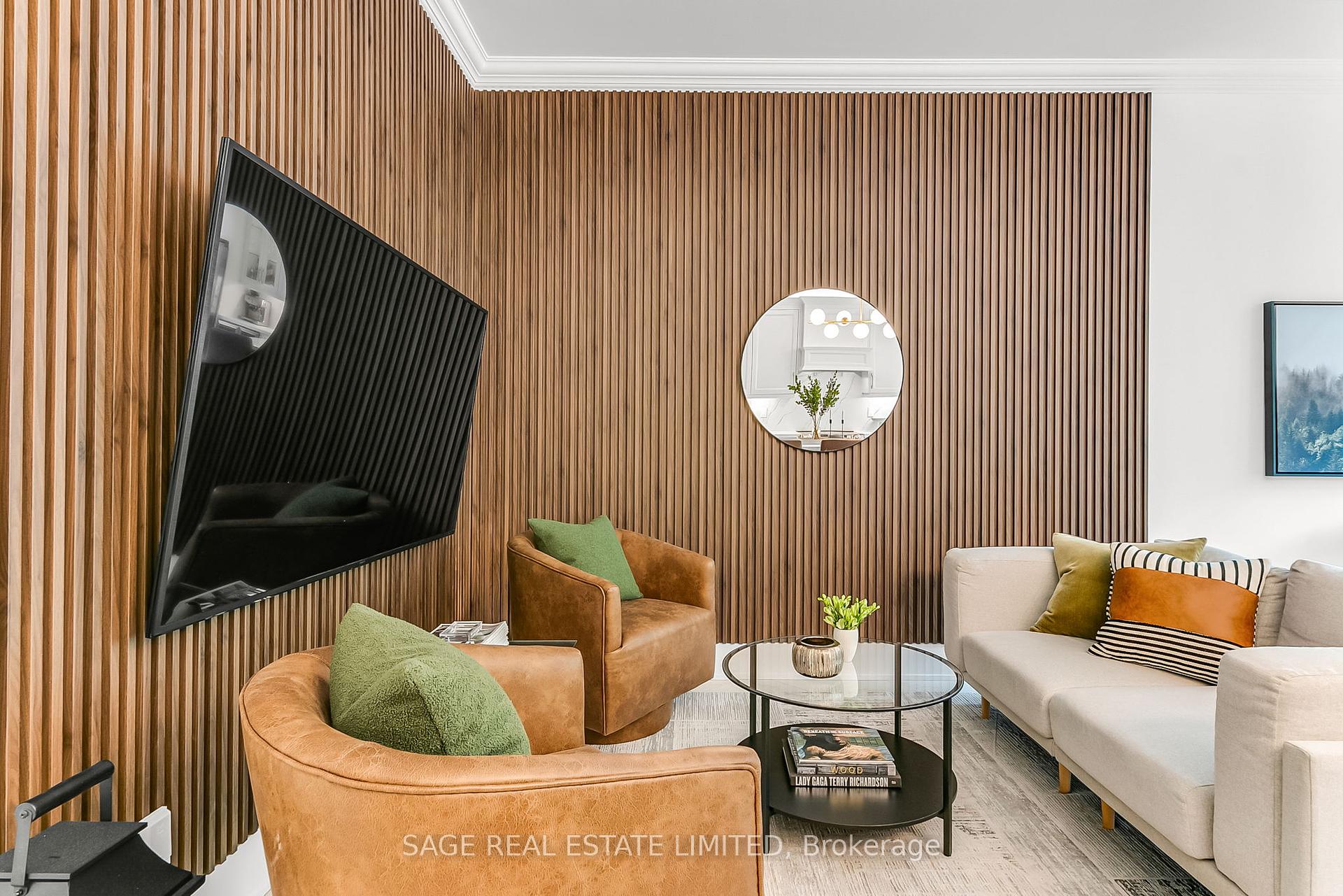3 Bedrooms Condo at 120 Homewood, Toronto For sale