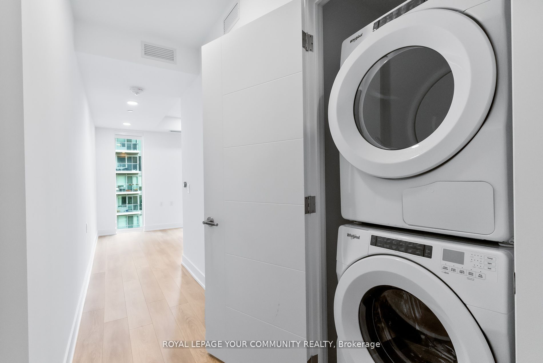 200 Redpath Avenue, #3306