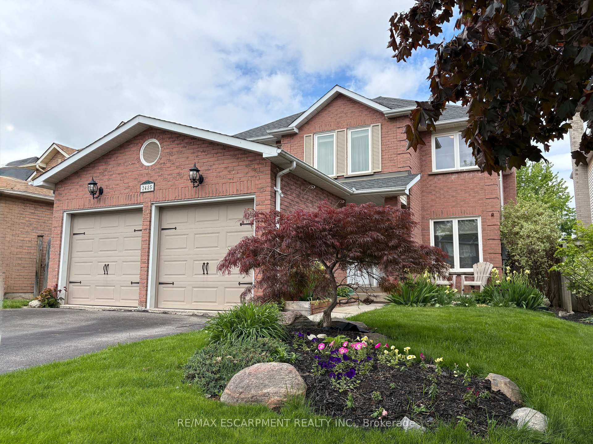 2485 Newport Street, Burlington, ON L7M 3X7