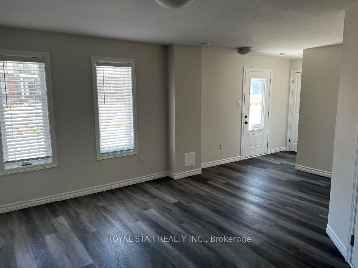 #32 - 2529 Meadowlands Way, London North, ON N6G 5L8