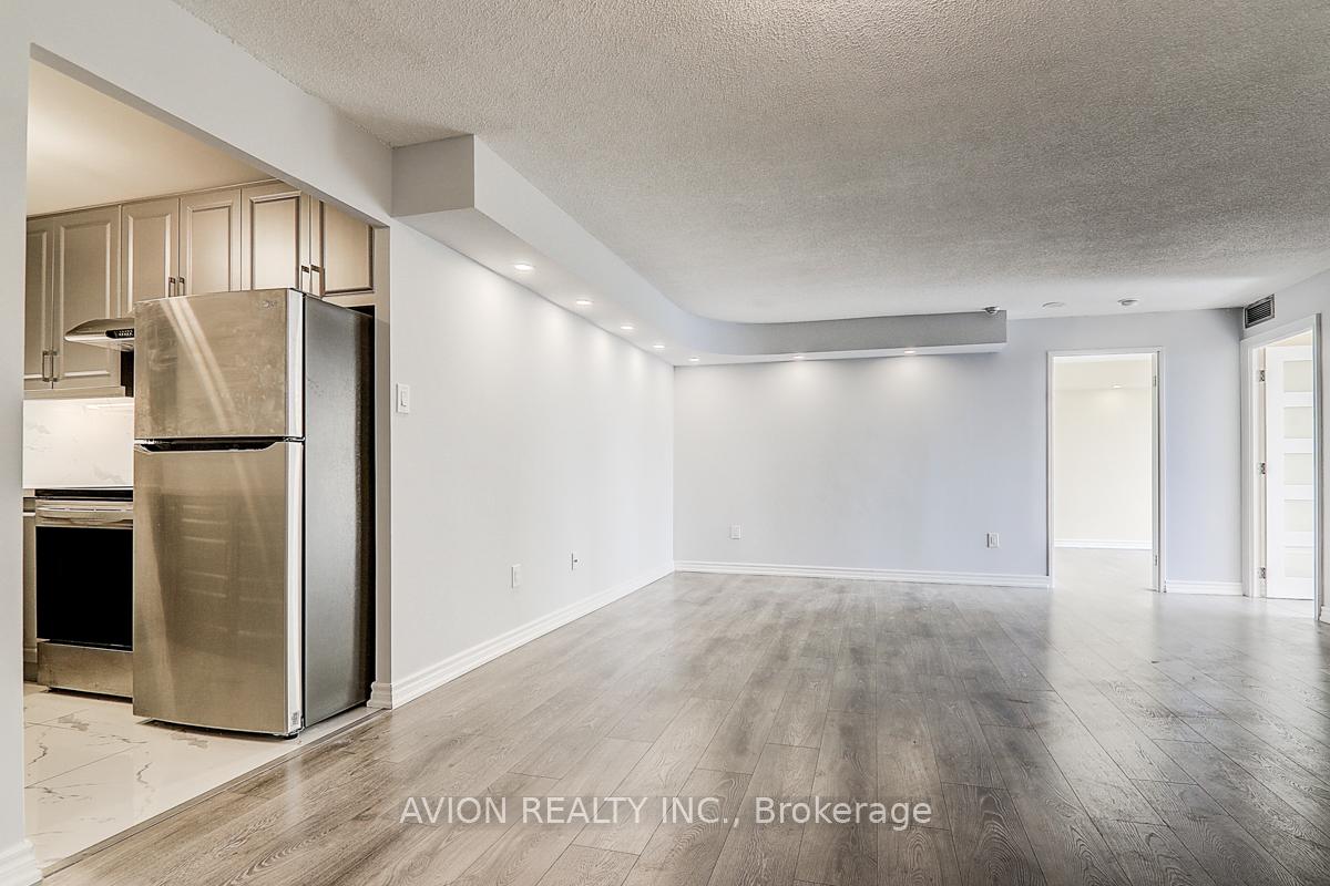 2 Bedrooms Condo at 3050 Ellesmere, Toronto For sale