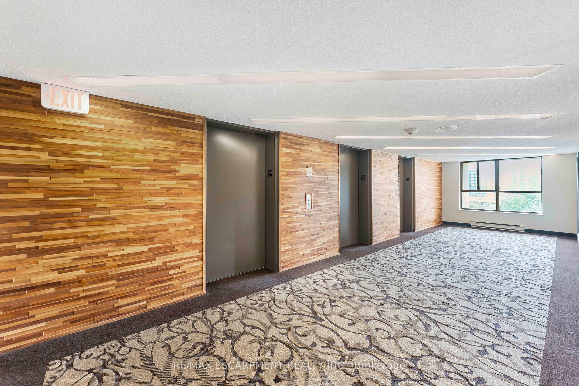 3 Bedrooms Condo at 65 Scadding, Toronto For sale