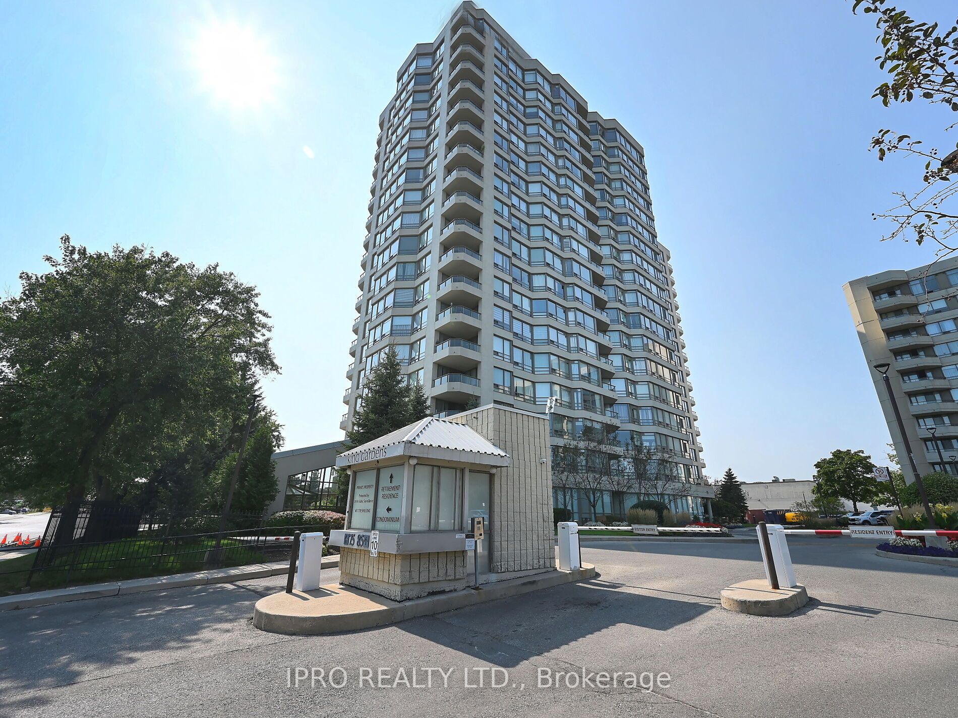 75 King Street E, #PH3