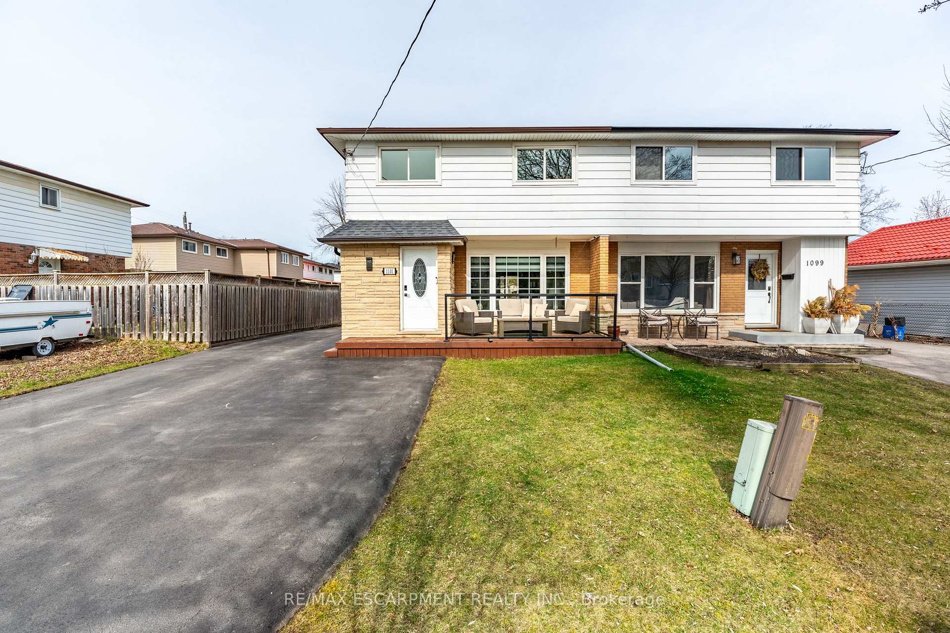 1101 Highland Street, Burlington, ON L7R 3V1