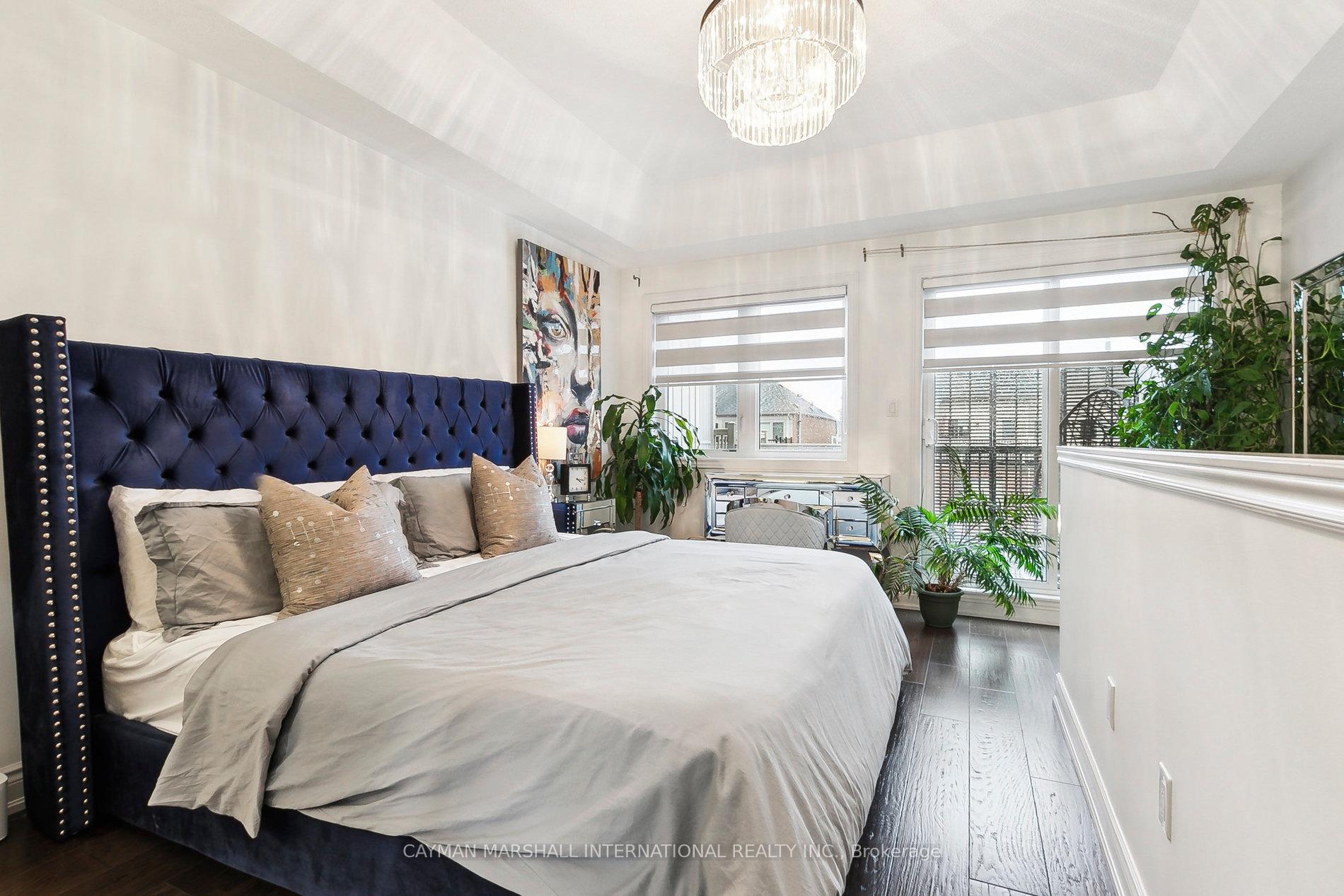 4 Bedrooms Condo at 185 Norseman, Toronto For sale